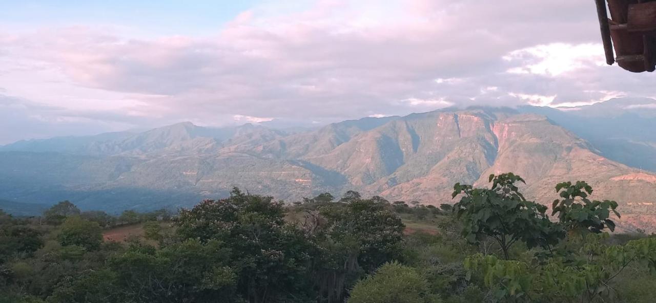 El Paraiso Posada Finca San Vicente Barichara Luaran gambar